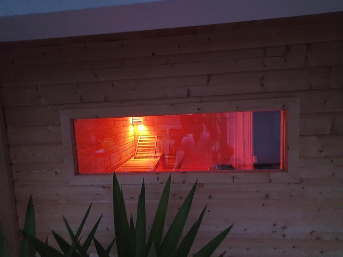 Haus Sonnenweg 6 Auf Der Sonnenseite Im Westerwald Höhr-Grenzhausen Buitenkant foto
